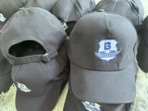 baseball cap with embroidery print B