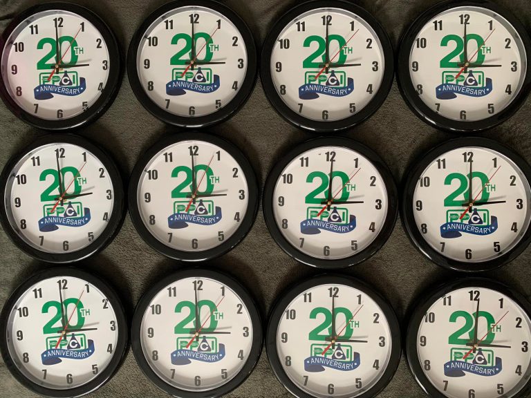 corporate giveaways clock